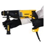 dewalt-d25143k-in-28mm-sds-plus-combination-hammer-drill-0-1450rpm (3)