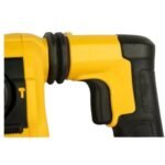 dewalt-d25413k-32mm-sds-plus-professional-combination-rotary-hammer-drill (4)