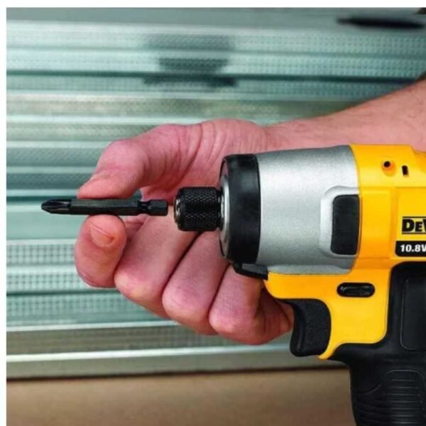 DeWalt DCF815D2-QW 10.8V Cordless Impact Driver